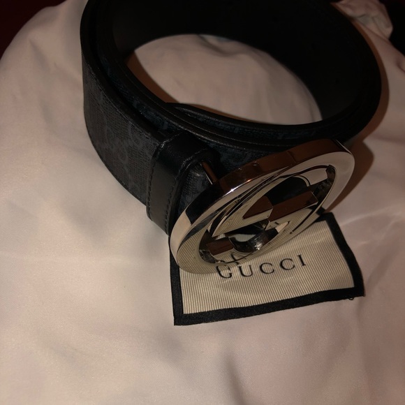 Gucci belt - Picture 1 of 3